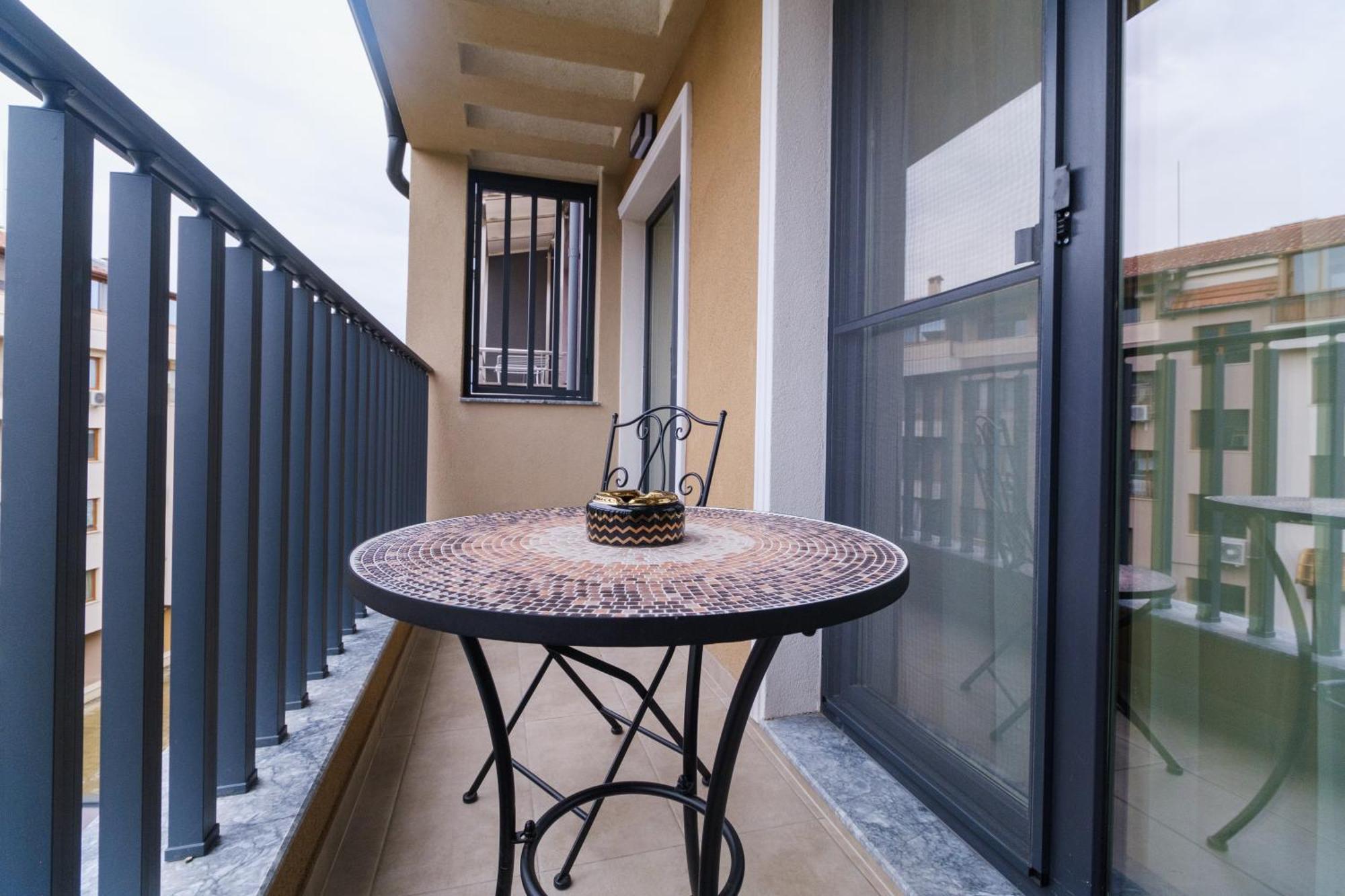 Ldv 13 Residence Free Private Parking Plovdiv Exterior photo
