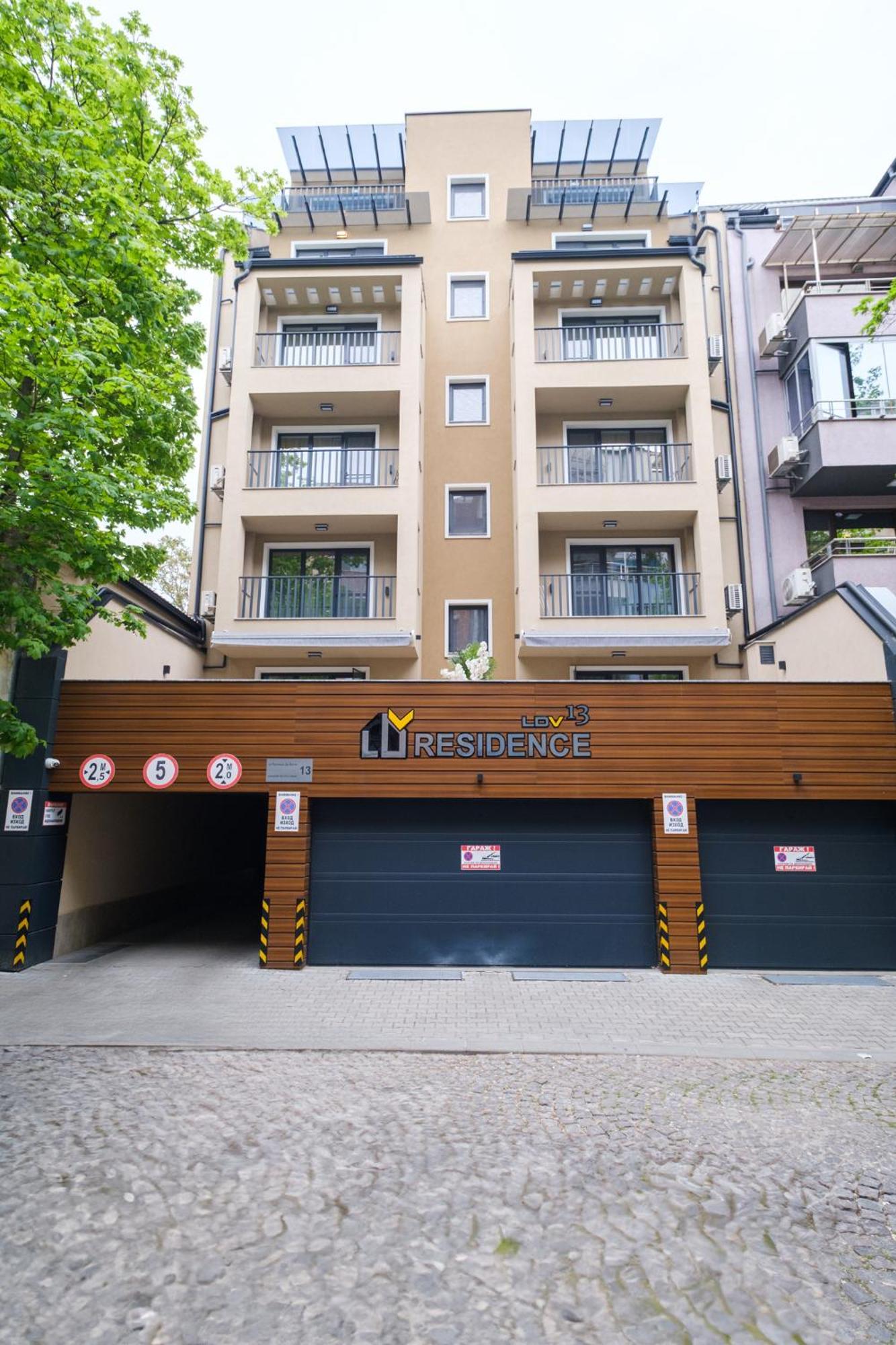 Ldv 13 Residence Free Private Parking Plovdiv Exterior photo